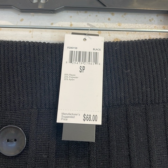 Midi Length Elastic Waist with faux buttons skirt (NWT) - Picture 4 of 4